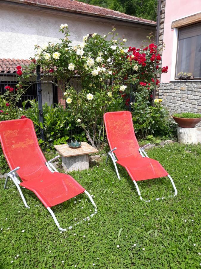 Ca D' Fefi Bed & Breakfast Gorzegno Dış mekan fotoğraf