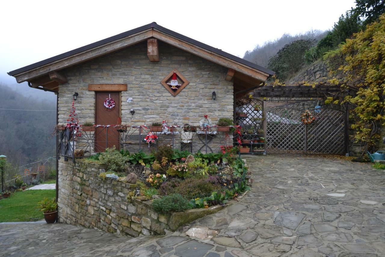 Ca D' Fefi Bed & Breakfast Gorzegno Dış mekan fotoğraf