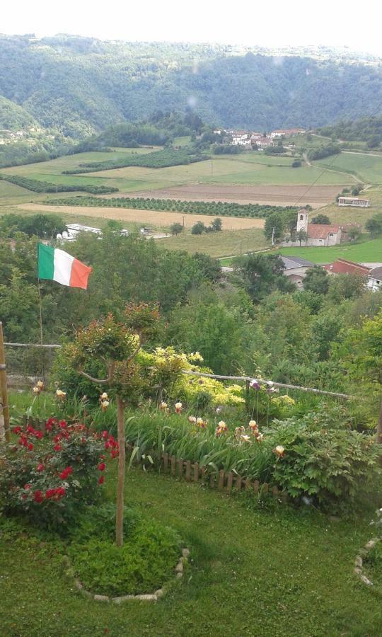 Ca D' Fefi Bed & Breakfast Gorzegno Dış mekan fotoğraf